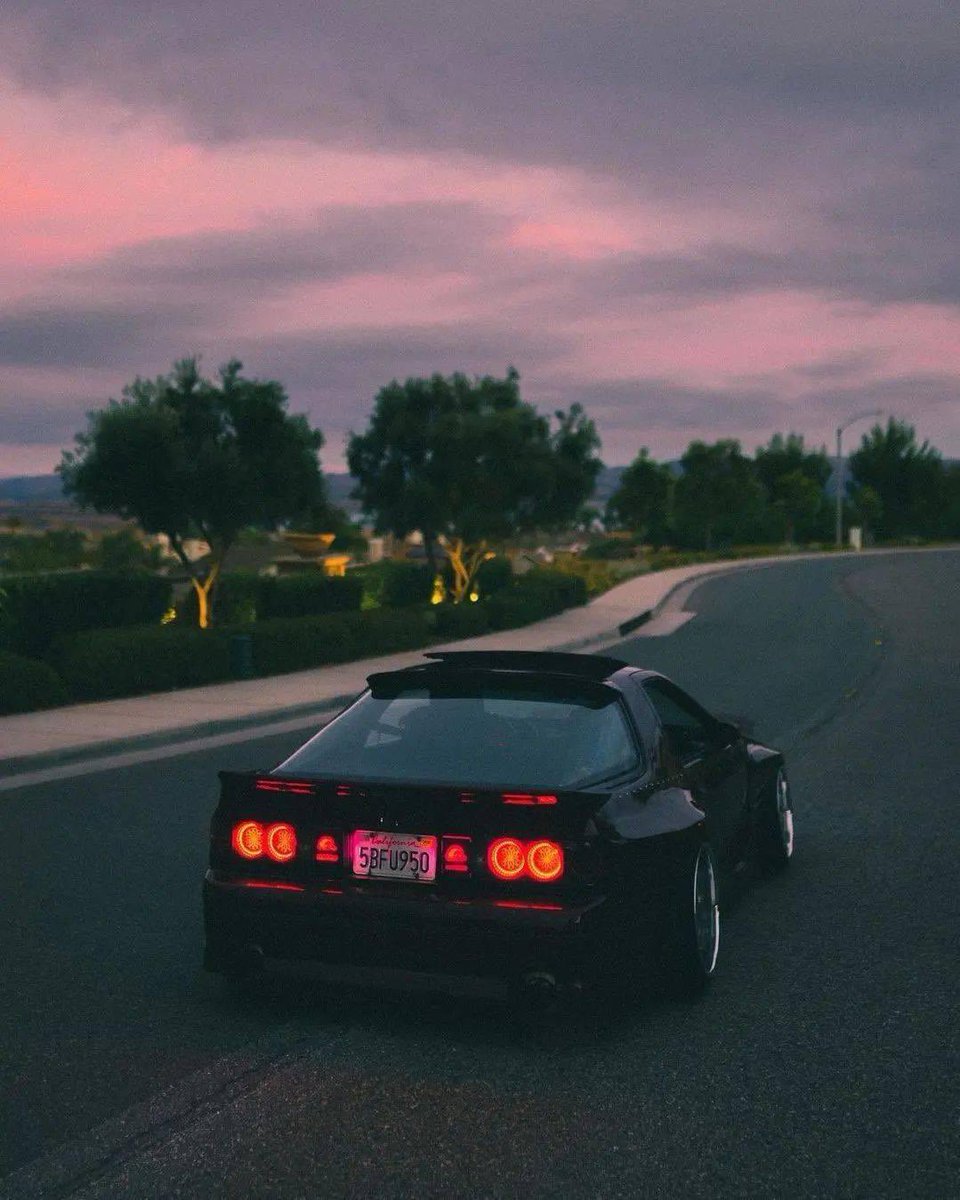 world on whells (@runcarspic) on Twitter photo 