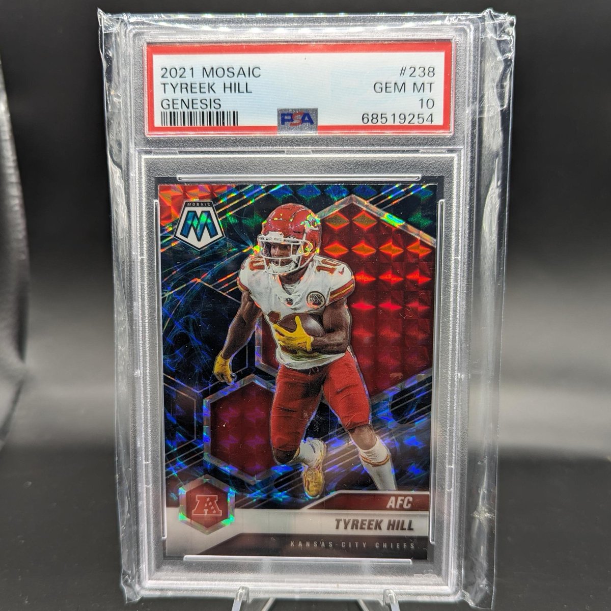 BaldwinCardCo's tweet photo. Time to start trying to move some collectibles again!

• Tyreek Hill 2021 Panini Mosaic Genesis
• Brandon Miller 2023 Bowman's Best University Auto Refractor
• Wembanyama 2023 Bowman's Best University Rookie Refractor
• Mathurin 2022-23 Panini NBA Hoops Silver /199

Links 👇 https://t.co/dLC6imvC3B