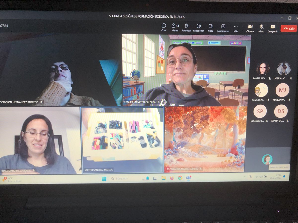 Segunda sesión con @VicEscAntartica, hemos aprendido como programar nuestros robots. ¡¡¡Lo pondremos en práctica!!! Muchas gracias . #robóticaeducativa #InnovaCyL <a href="/CFIE_CR/">CFIE Ciudad Rodrigo</a>
<a href="/educacyl/">Educación JCyL</a> #TiCyL #FormaciónCyL <a href="/CompDigEdu_SA/">Competencia Digital Educativa Salamanca</a>
@CompDigEdu_CyL