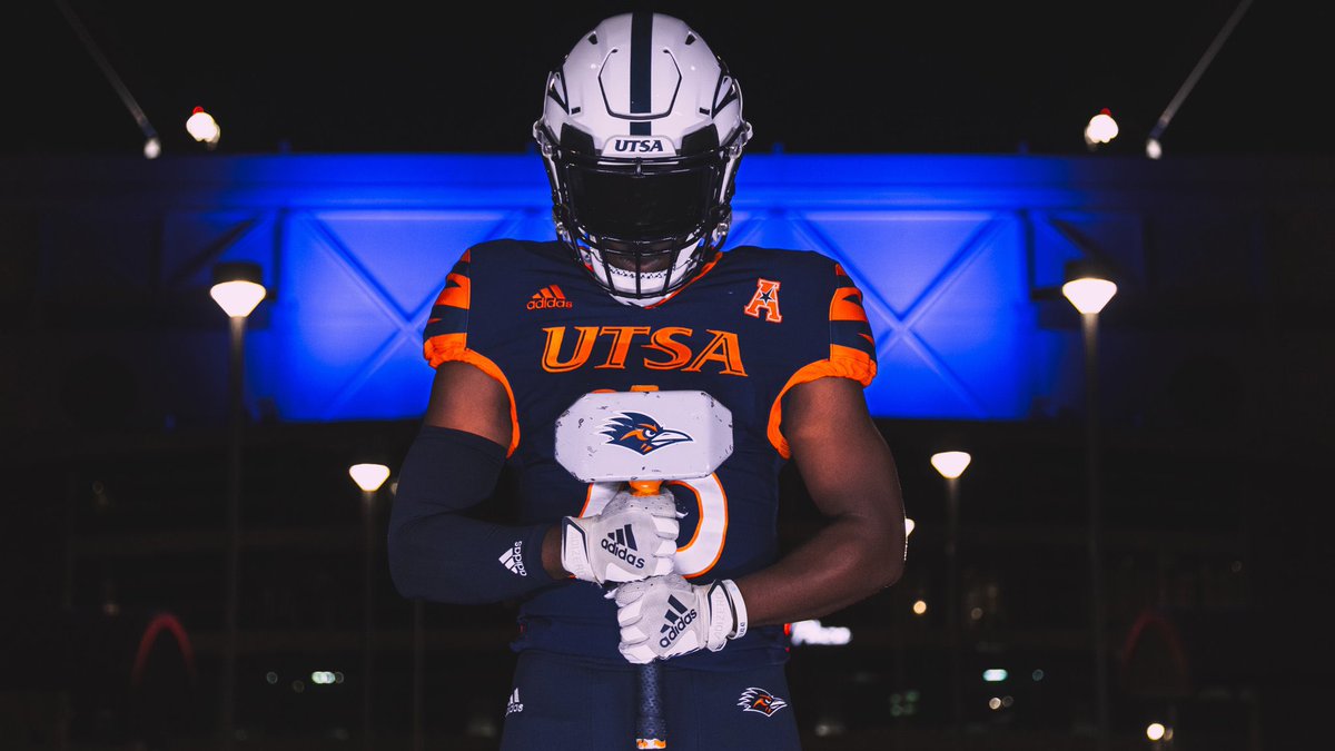 CaryG_'s tweet photo. Blessings. I am extremely Grateful to say that I’ve receive an offer from the University of Texas San Antonio #Birdsup🤙 @CoachJessLoepp  @CoachBrownUTSA  @clarencemcdoug1  @BrettSShufelt https://t.co/G9p6a76OLg