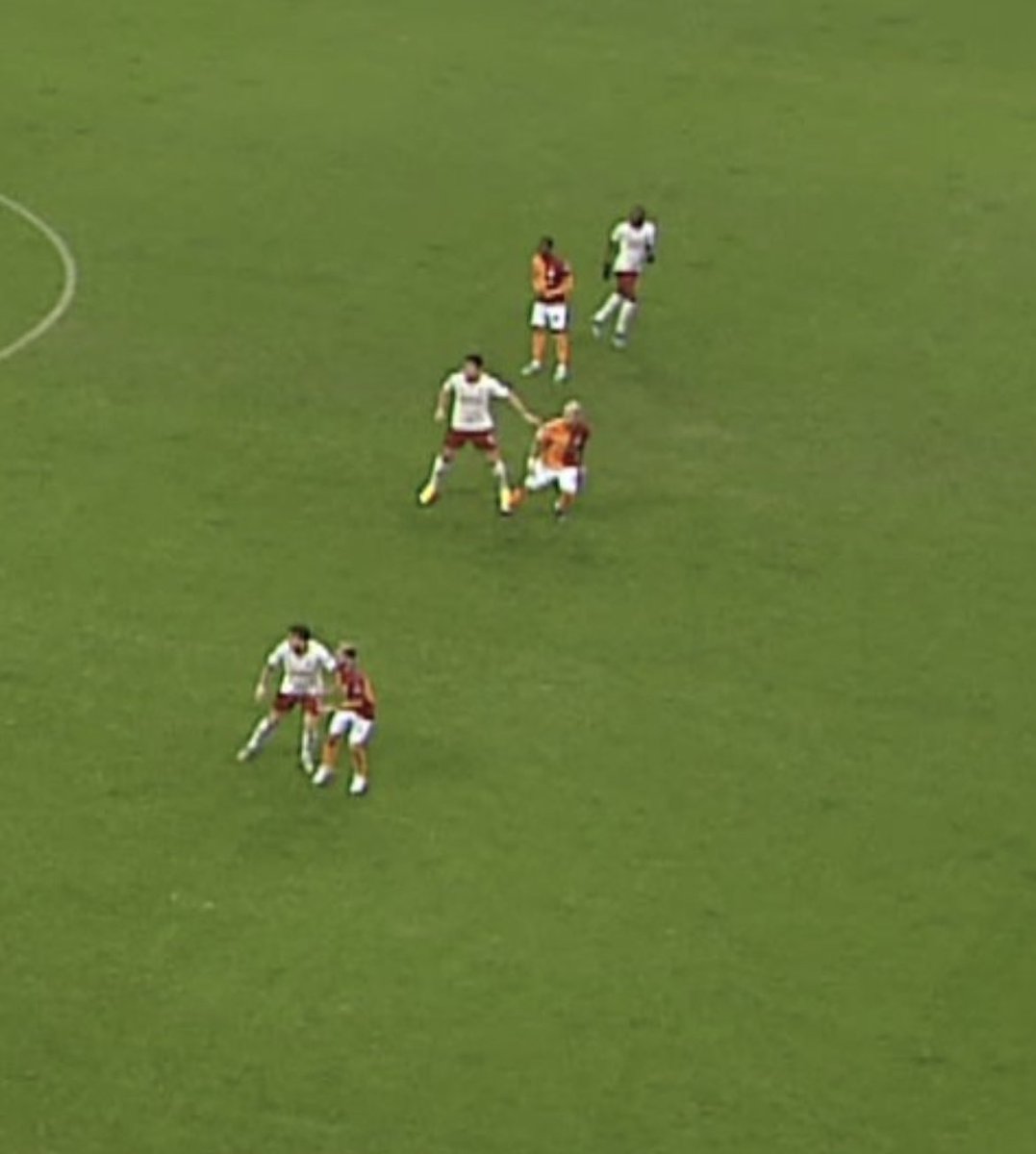 Out Of Context Football (@nocontextfooty) on Twitter photo 