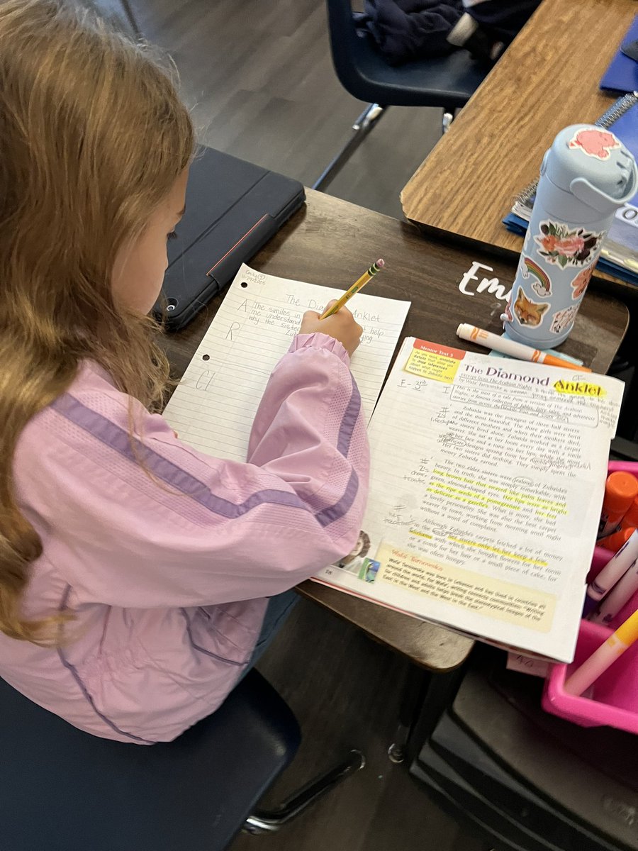 StarnesScholars's tweet photo. Watching my kiddos excited about writing makes my ๐ full!
Make a strategy for success! My @gheeagles are rocking their ECRs!
#4thgradeROCKS #ARCCE https://t.co/q7jJZZ7pgY