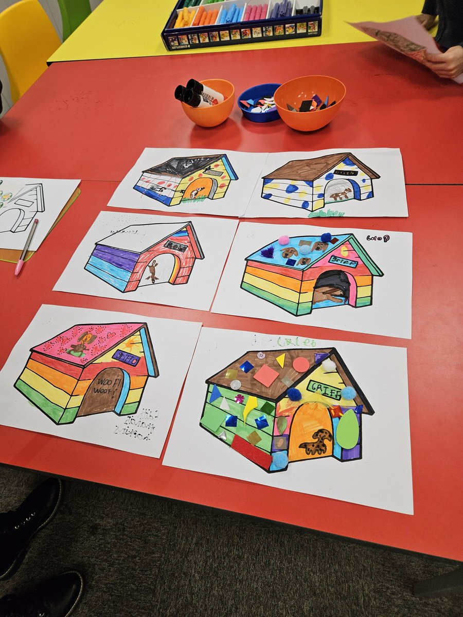BebbKath's tweet photo. The lovely Yr3 children read to me today. They coloured in kennels then made a huge fuss of me - I like that
@CFSMPENCOED @pencoedprimary https://t.co/IstHTIelB4