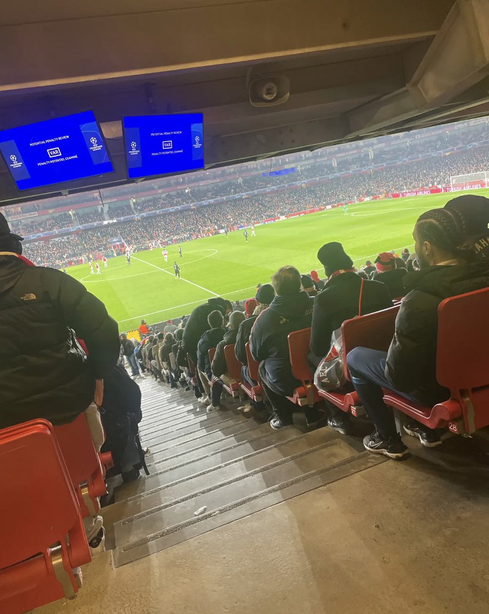 bhampshire39's tweet image. Another night at Emirates Stadium 🏟️ @Arsenal @emirates @stjohnambulance 

#Askmehow #stjohnambulance #UCL