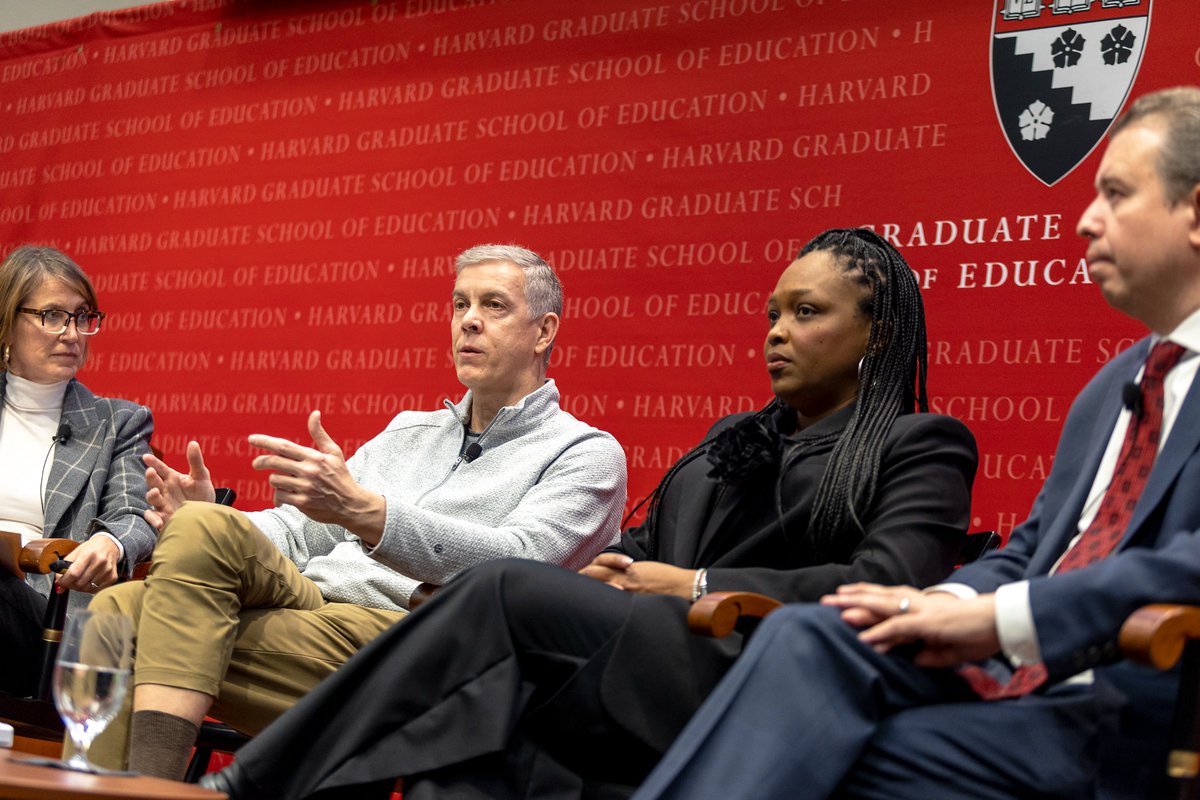 hgse's tweet photo. Being an education leader has profound rewards and challenges. Thank you to our guests @PedroCPSCEO, @janicejackson, and @arneduncan for an insightful #AskwithForum discussion! Also thank you to all who joined us on campus or tuned in online. https://t.co/nI9ya65jvf