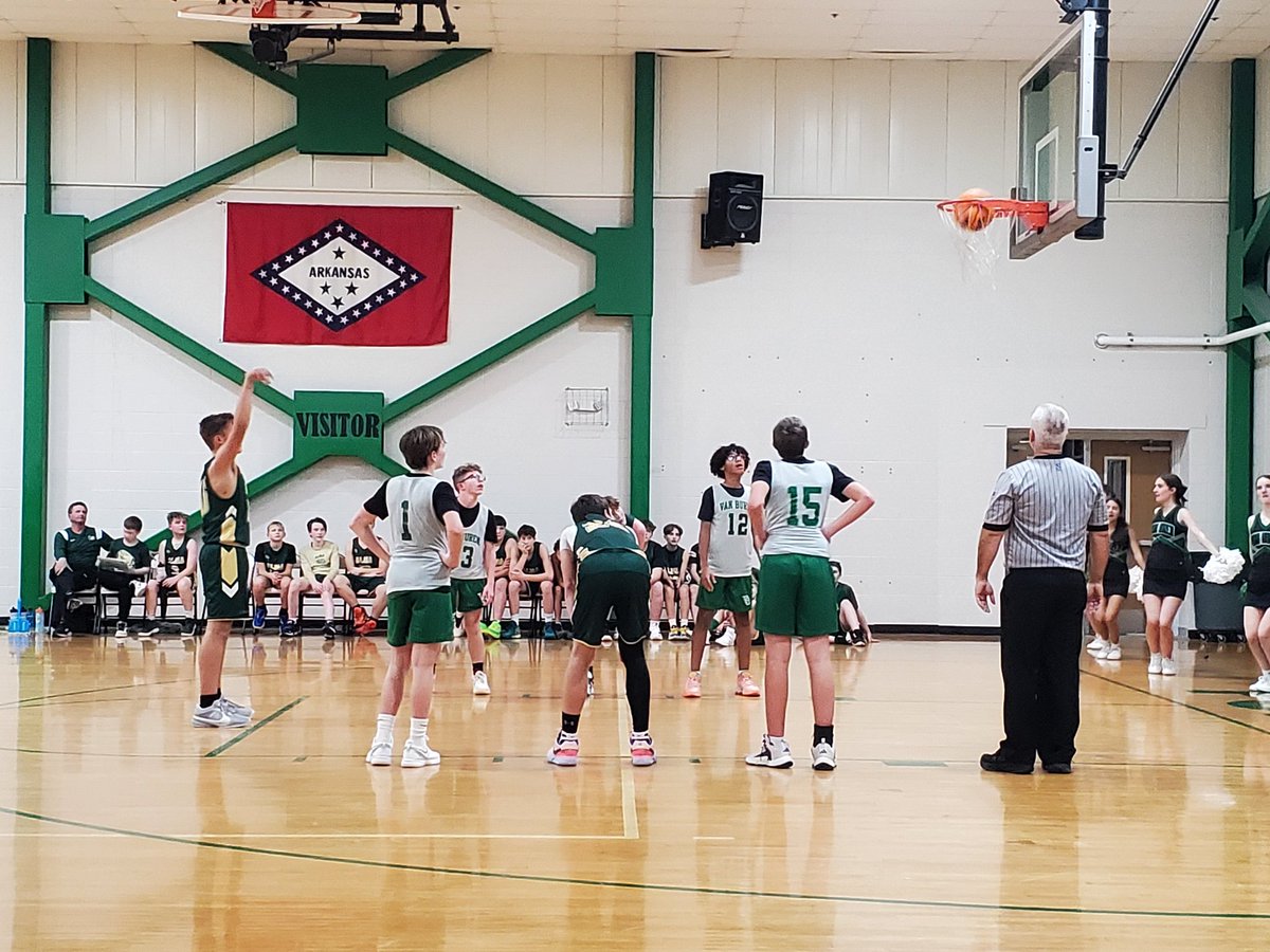 alma_middle tweet media