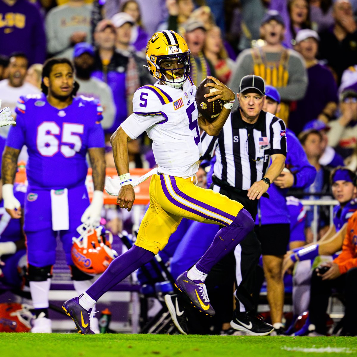 Jayden Daniels owns 4,946 yards of total offense this season with 3,812 passing and 1,134 rushing. 

It's the most for a regular season in the history of the Southeastern Conference.