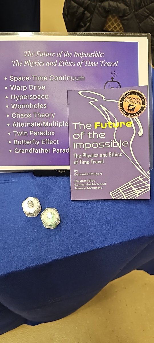 Omg!  At the book fair I had someone come by to buy my book. He said "we're talking about your book on the other side of the room" 🫨