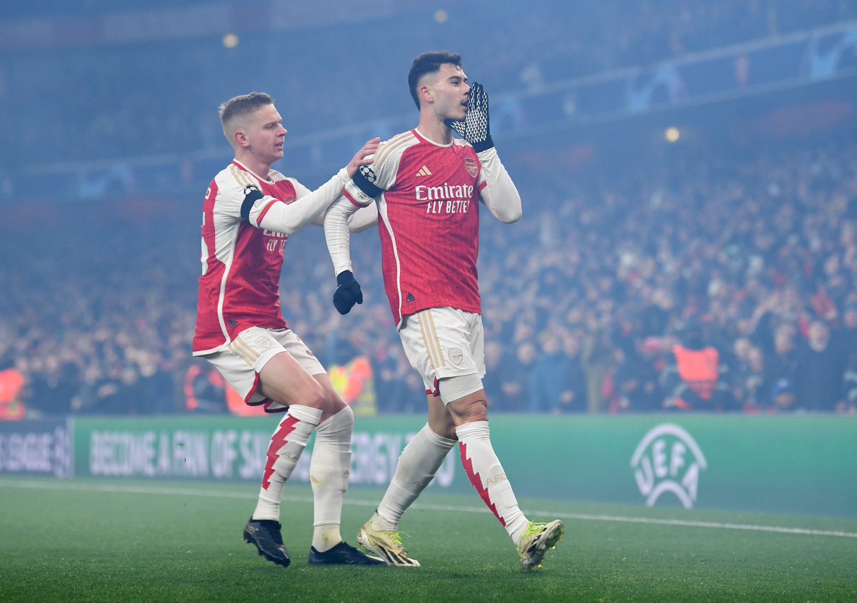 gabimartinelli's tweet photo. Into the last 16 💫 

Big energy tonight Gooners 👏 https://t.co/1J1hGzsx1Z