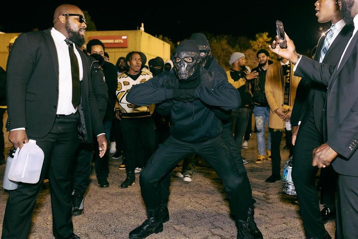 watchtheyard's tweet photo. The Alphas at the University of the District of Columbia just crossed their Fall 23 line! ๐ค๐พ
@jaytheartiste
#alphaphialpha #dcalphas https://t.co/moRswWhARO