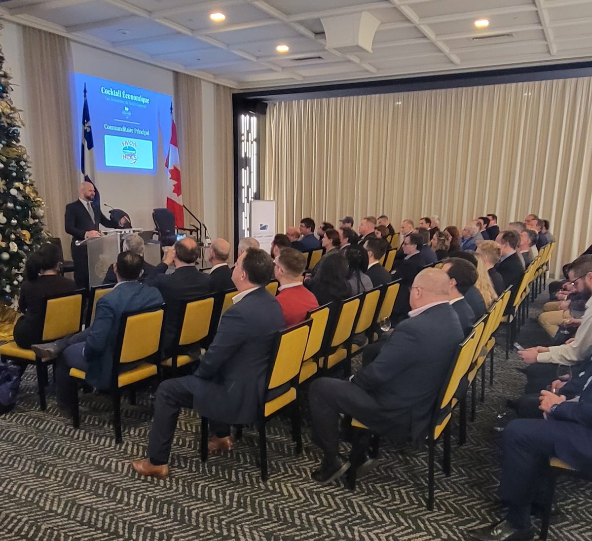 lalanthier's tweet photo. Toujours fier de représenter @PAA_Advisory en tant que grand partenaire des @Armateurs_SL 
#secteurmaritime #chainedapprovisionnement https://t.co/p76ofaw2Rx