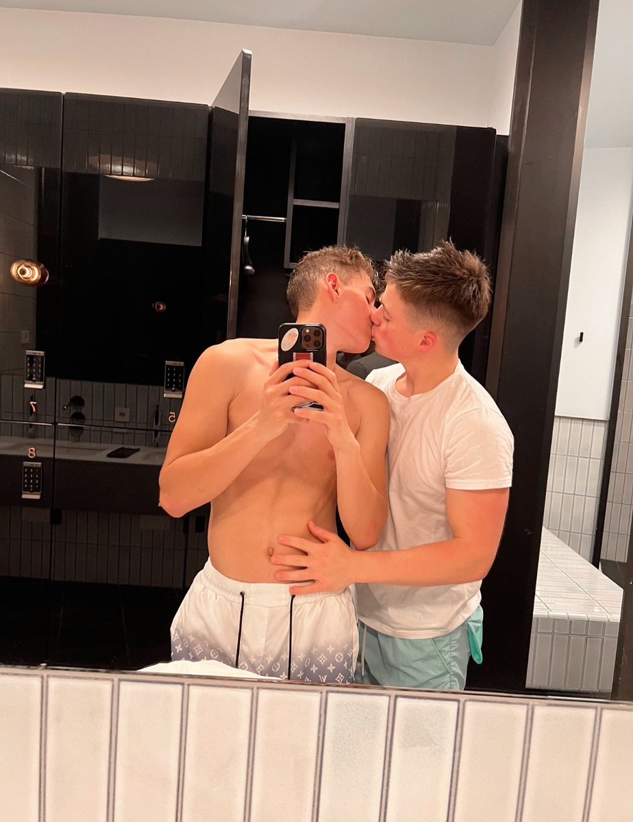 Danny_Edwin18's tweet photo. Hope you guys been liking our “content”😝 it’s been funn!! @michaeldohertyx https://t.co/pq16zPPlD5
