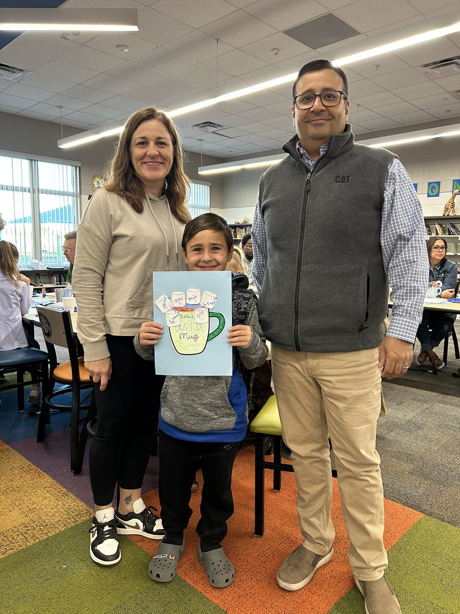 dawsonelem's tweet photo. ☕️ Breakfast Club - 2nd Grade

What an amazing turn out today on day 3 of breakfast club! 🤩

Looking forward to 3rd grade!

(As a friendly reminder, only families for RSVP’d on either form are allowed to attend due to space and supply needs.)

@HCPS_FACE @HillsboroughSch https://t.co/ne0bWvx56y