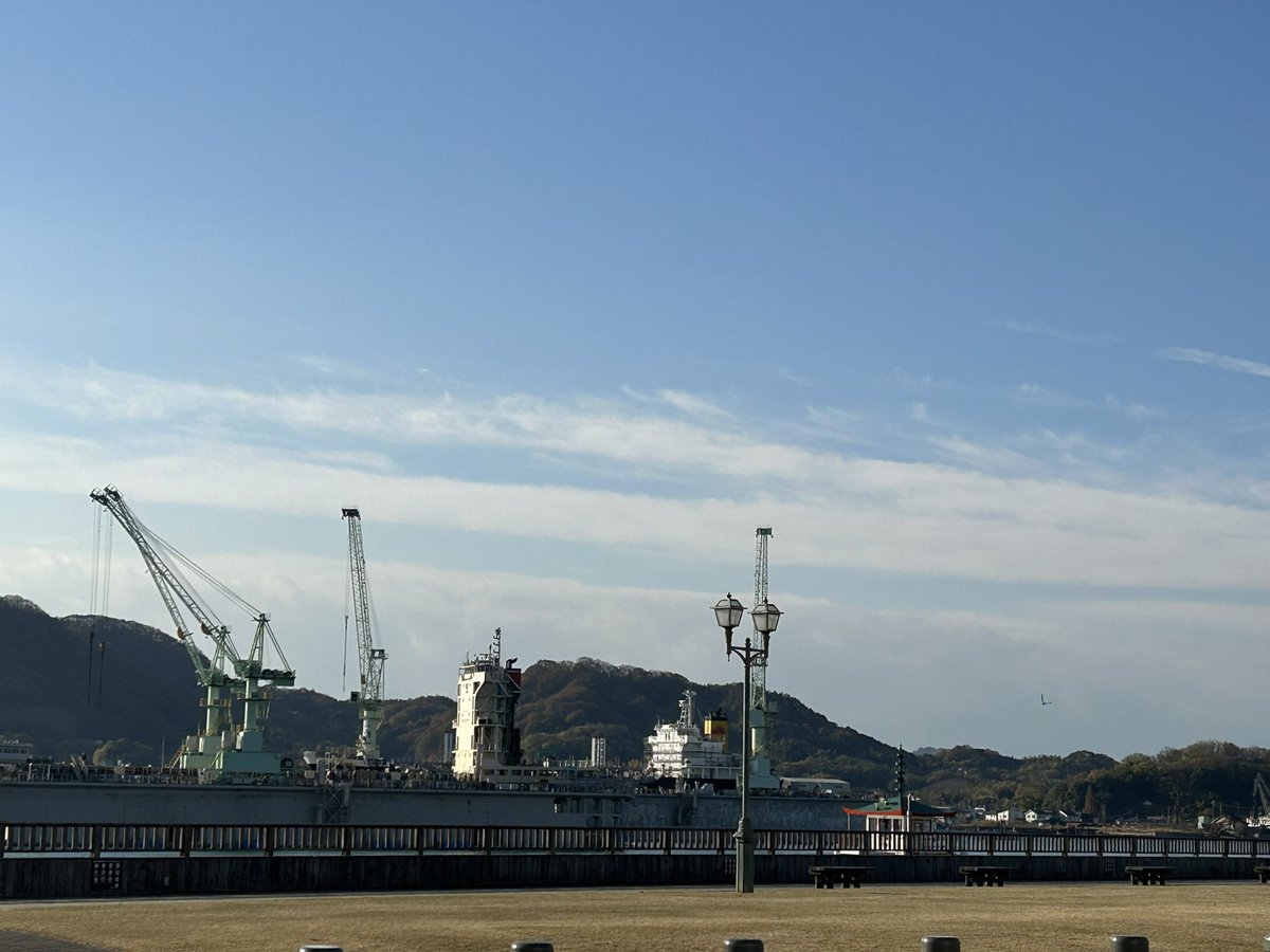 本日11/30(木)のスケジュールです。
ご来場お待ちしております！

『こんにちは、母さん』9:00/13:15
『スイート・マイホーム』11:05
『コンサート・フォー・ジョージ』15:20

◉12月8日(金)『LOVE LIFE』深田晃司監督来館
◉12月10日(日)『赦し』尚玄さん来館