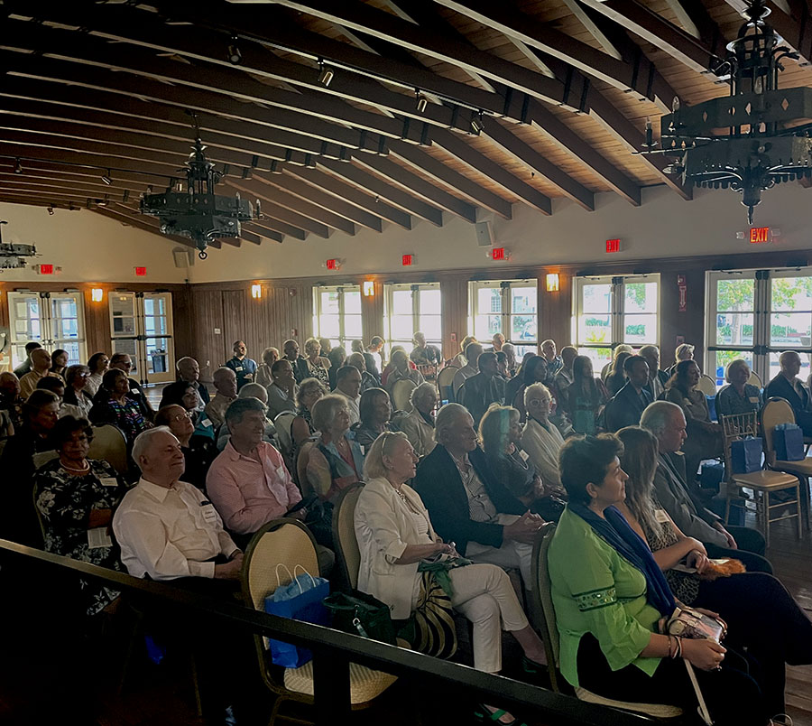 ChopinMiami's tweet photo. We share memories from the Chopin Salon with Martin Garcia Garcia. The concert was followed by a wine reception, &amp; a dinner with Martin and our Founder, Lady Blanka Rosenstiel.
The next Chopin Salon is on Jan. 28,2024 https://t.co/hUJoh15aaN
#chopinmiami #miamibeachwomansclub https://t.co/8glzp79nLp