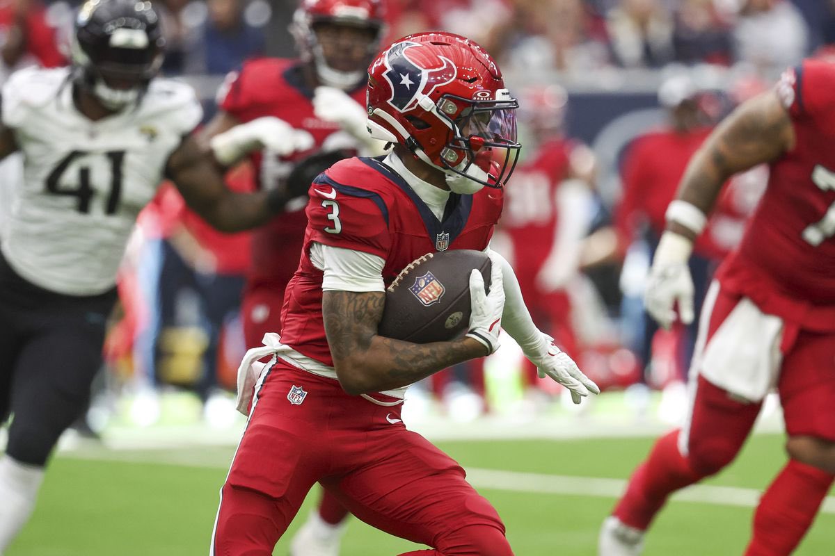 JoshuaWNBC's tweet image. BREAKING: Barring a setback, the Houston Texans believe Tank Dell will be available to play this Sunday against Denver, sources tell me and @KXAN_News.