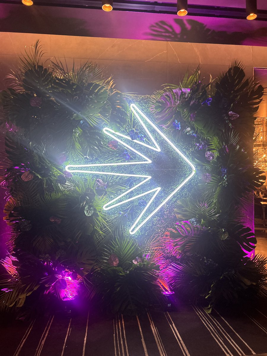 colleenpierre's tweet photo. Come visit @LaunchDarkly today at Cut in the Palazzo and enjoy some great food, drinks, and activities. Let’s talk feature management with lunch and a latte! https://t.co/ynr5SULAWr