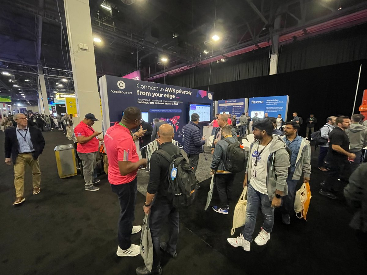 ConsoleConnect's tweet image. Did you know reaching to #AWScloud locations globally is easier than ever with #ConsoleConnect ? From North America to EMEA, you can directly access 35+ AWS cloud end-points on-demand and securely with our #NetworkAsAService platform. Head to stand 306 to get connected ☁️.