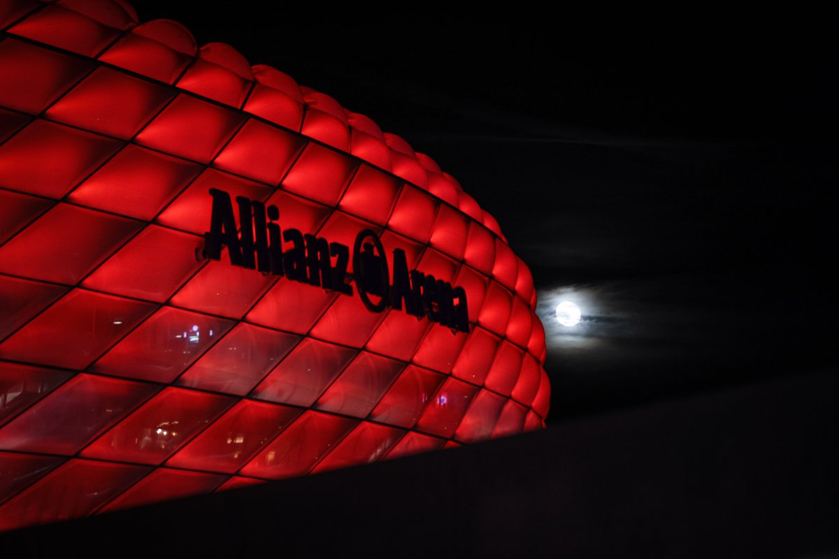 FCBayernEN's tweet photo. Our 100th European game at the Allianz Arena 💯🏟️

🗞️https://t.co/Wbs5wqvsqE https://t.co/dqU26KqN28