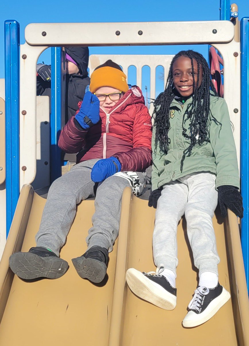 kstoldt's tweet photo. Blue Skies and Sunshine #theMESway https://t.co/TMgpgDrOtK