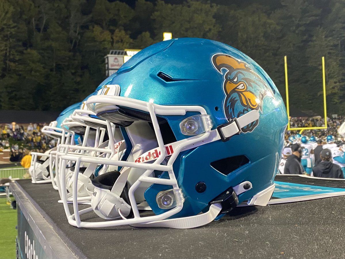 Carolina_Clash's tweet photo. Coastal Carolina in the Transfer Portal update:

QB Grayson McCall
RB CJ Beasley 
LB JT Killen
QB Jarrett Guest
OL Mason Bowers
S Jahmar Brown
OT Donnell Wilson
LB Trey Pinkney https://t.co/eVeNhsJ8GO