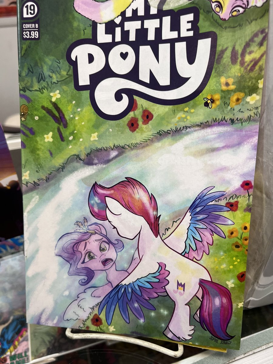 ramivic's tweet photo. The cute sister switch story continues! #MLP My Little Pony 19. Thanks @GCComics @IDWPublishing @amymebberson @Cel_Bron @angienessyo @rileysauruss @SophieAScruggs @JustaSuta #neiluyetake @abbyryder #Chicagobestcomicshop #princesspipppetals #Zippstorm https://t.co/XjE5S9NGwn