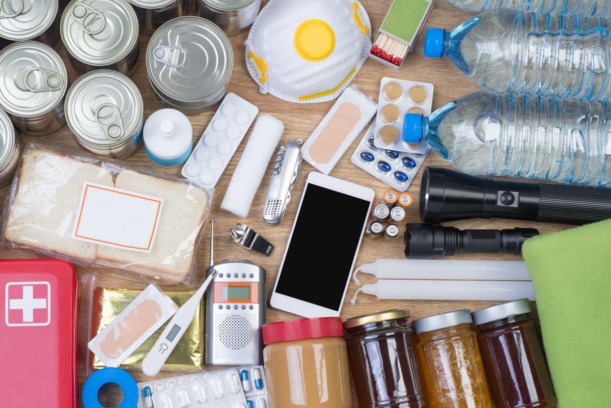 publichealthOC's tweet photo. #Do1Thing: Prepare now for winter storms by starting your emergency food supply. https://t.co/xjkrYS1gHi https://t.co/YNWqmijc89