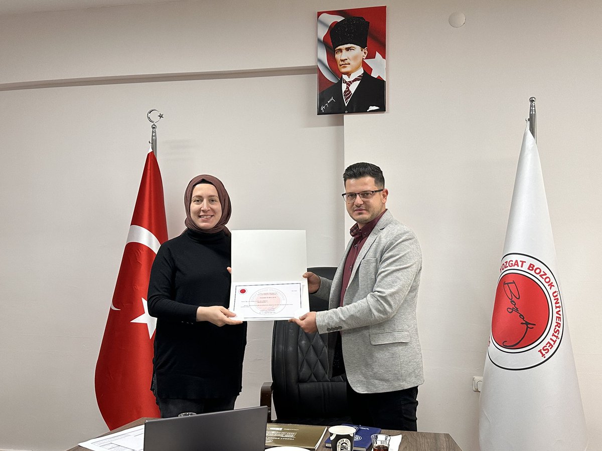 SefaatliMyo's tweet photo. Meslek Yüksekokulumuzda akademik kurul toplantısı yüksekokul müdürümüz Öğr. Gör. Mertcan Arıtürk başkanlığında yapılmıştır.Meslek yüksekokulumuzda başarı gösteren idari ve akademik personelimize meslek yüksekokulu müdürümüz tarafından teşekkür belgesi ile ödüllendirilmiştir. https://t.co/228xQWLus3