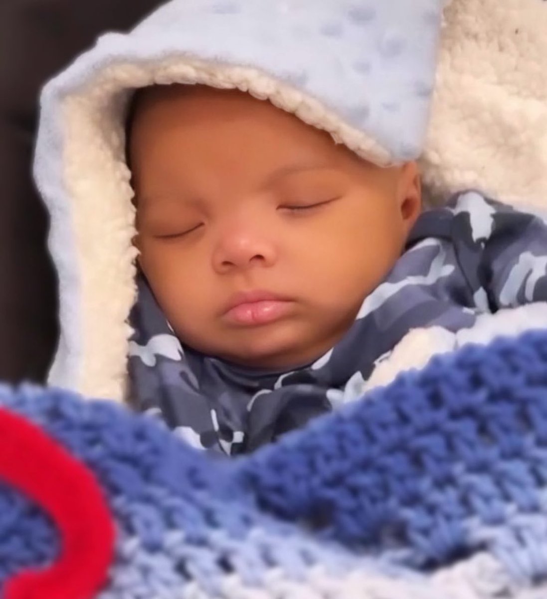 ZeusNetworkTea's tweet photo. Chrisean Jr ❤️ @ChriseanMalone #ZeusNetworkTea #TheZeusNetwork https://t.co/5T132ubJG6