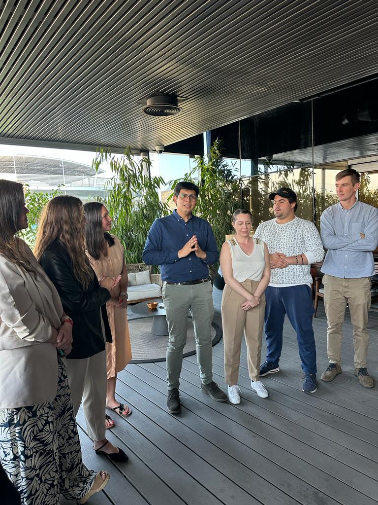 UfroInnovacion's tweet photo. El Dr. Andrés Santos Ñanculef fue reconocido con el premio Santander X Award Chile 2023 en la categoría University.

La empresa de base científica tecnológica NanoGenomeSeq, formada al alero de @UFrontera fue apoyada por la Dirección de Innovación.

https://t.co/l6MuIGqN97 https://t.co/Cx1U9dJnxT