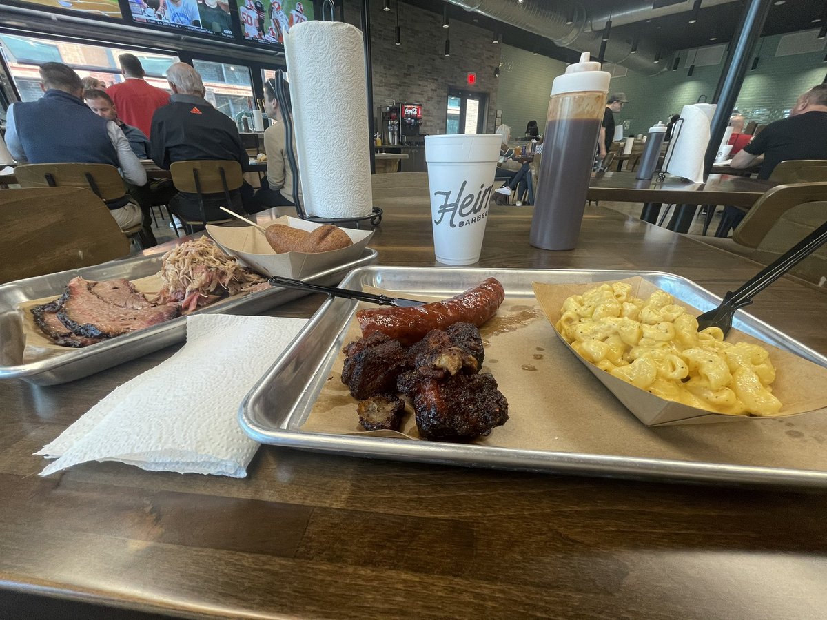 H4L_Frog's tweet photo. @HeimBBQ Once again Travis &amp; Emma have outdone themselves… Burleson staff was friendly and helpful and the food was OUTSTANDING! Happy to be a guinea pig to practice on and look forward to many meals here in BTX Old Town! Might even bring the wife and kids next time if they are Lucky😉 https://t.co/YTt1f8BLMt