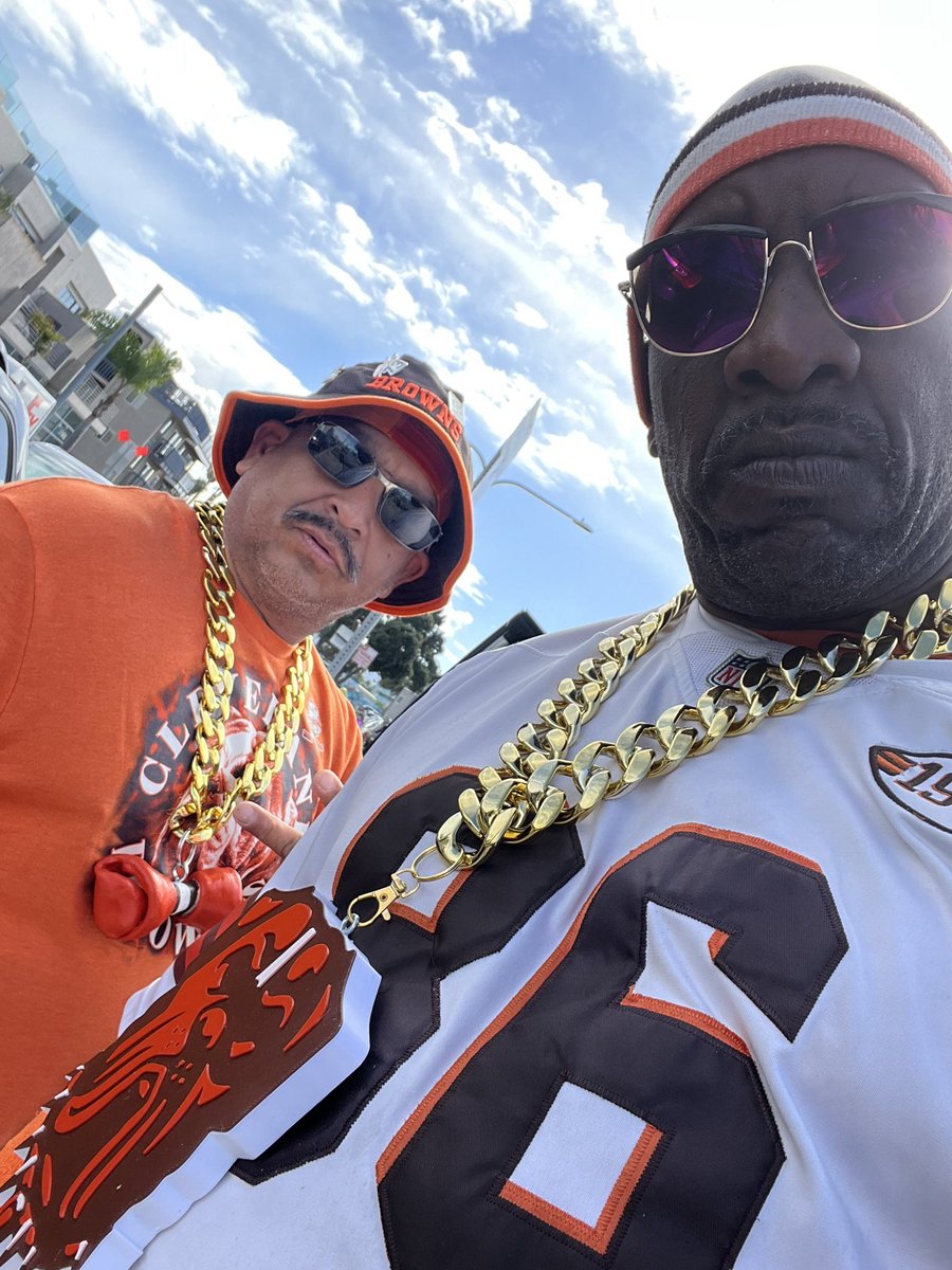 williestyles216's tweet photo. Roaddawgs in L.A https://t.co/SzG8X8dHTd