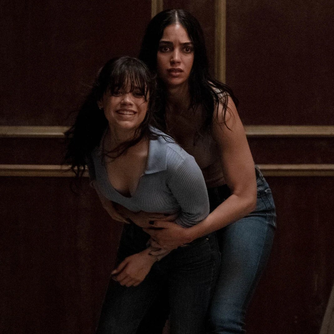 Jenna Ortega reportedly left the ‘SCREAM 7’ cast because she was asking for a higher paycheck. The movie was supposed to end a rumored trilogy focused on the two Carpenter sisters. (via @THR)