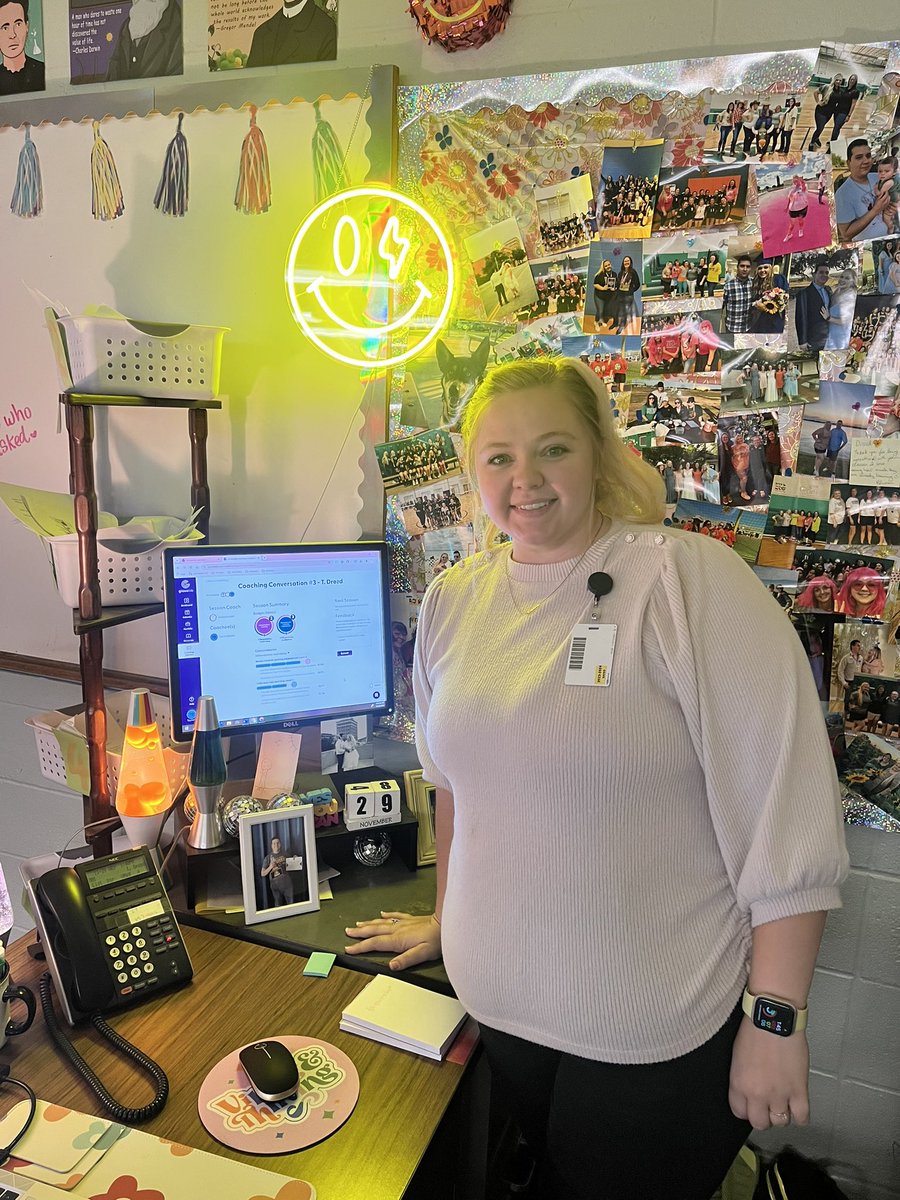 Hey hey Mrs.Drozd <a href="/ScienceIsGr00vy/">Taylor Mujica</a>!! Look at you earning level 2 and 3 badges in differentiation &amp; scaffolding!! That choice board for your students was AMAZING!🤩 <a href="/SanAngeloISD/">San Angelo ISD</a> <a href="/ddbranch569/">Diana Branch</a> <a href="/ShannonKBuerk/">Shannon Buerk</a> <a href="/engage_learning/">engage2learn</a> @MrsNikkiParker