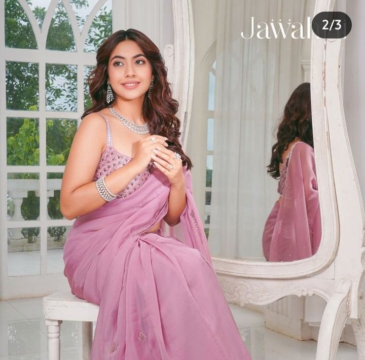 ffg33499's tweet photo. #reemshaikh❤❤
My Queen👑❤❤💝💝 https://t.co/048V3DZ9X7