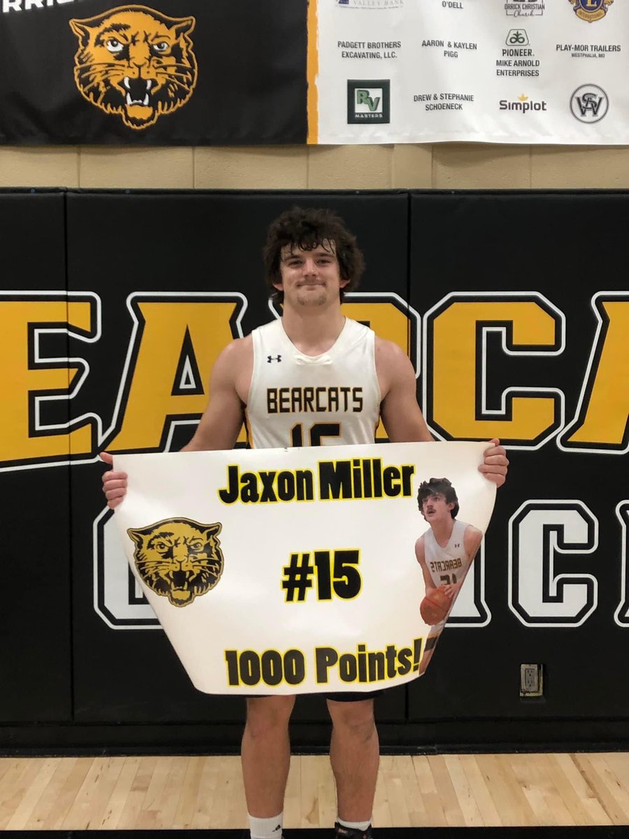 jaxonmiller34's tweet photo. Blessed to finally be apart of the 1000 point club with a 37 point performance https://t.co/DanyVPBGrW