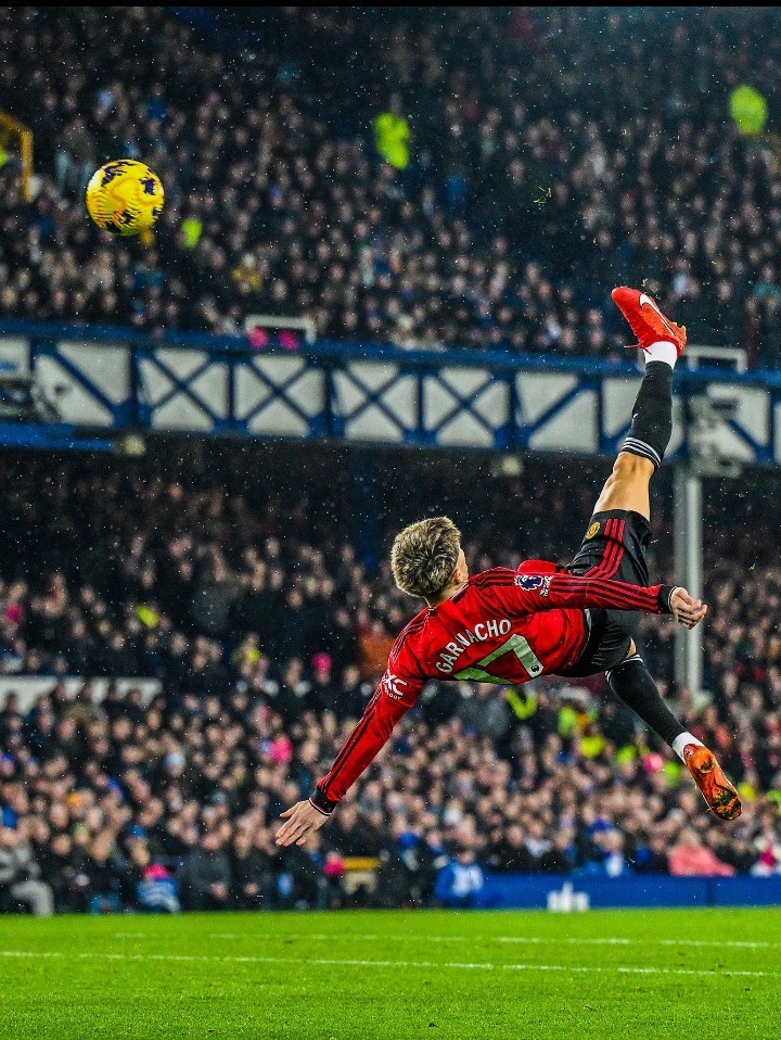 TackleTutor's tweet image. Manchester United's trophy this season
GARNACHO BICYCLE KICK CUP  #GALMUN #GALvMANU