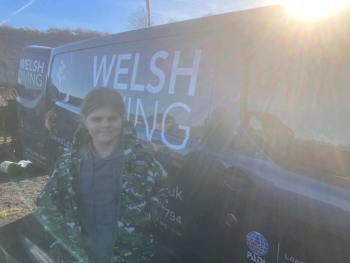 WelshDiving1's tweet photo. CONGRATULATIONS this week to Chantelle, Becca, Ben N, Jamie, Ollie, Daniel and Seb who are now PADI Open Water divers!! Also well done to Ben T who completed first open water dives!! Special well done to Young Diver Caitlyn who braved the cold!! https://t.co/zZvKZ2kMJQ