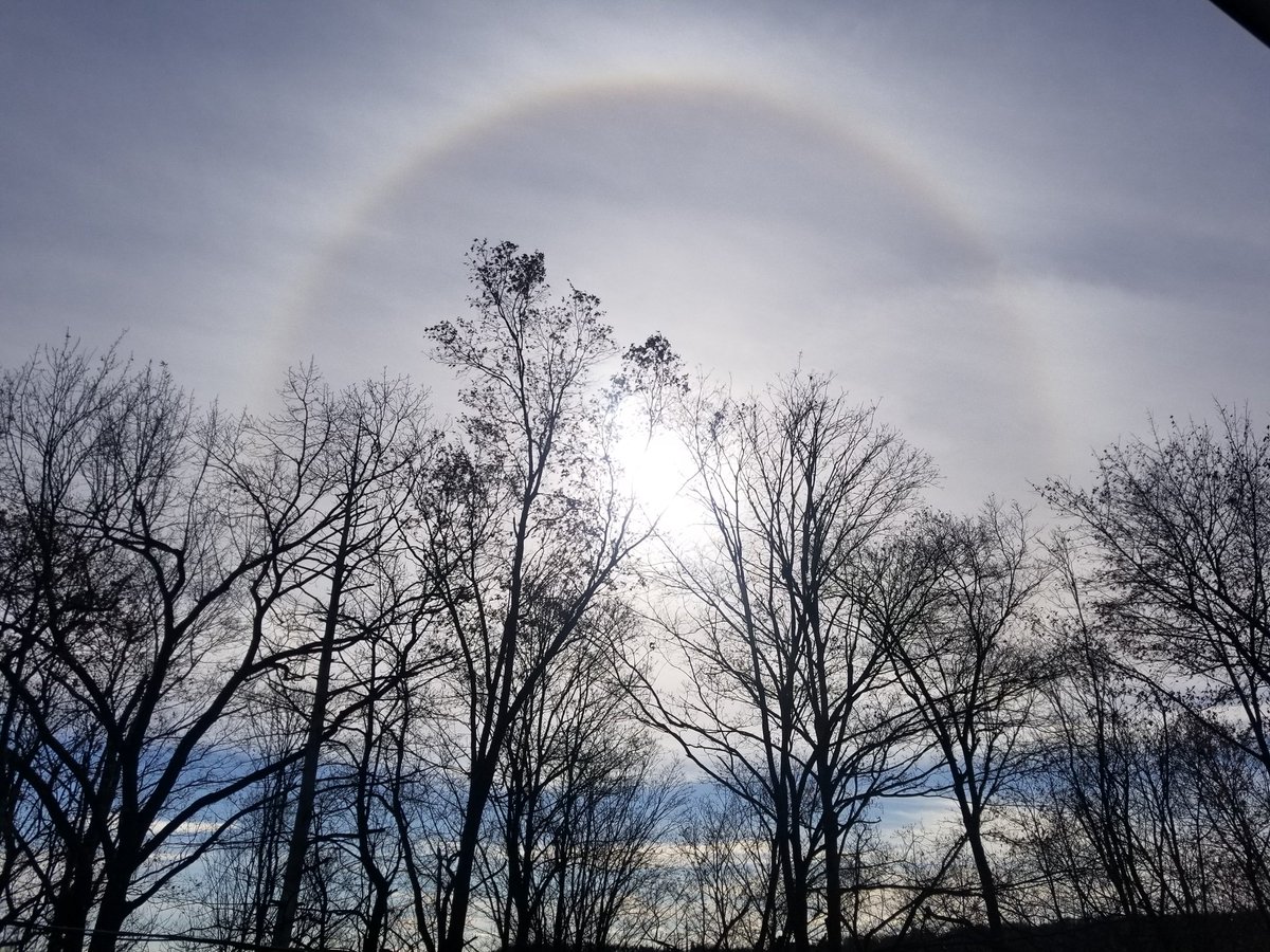 DemiPotvin's tweet image. This morning #POLESHIFT #TWOSUNS #THREESUNS #NIBIRU