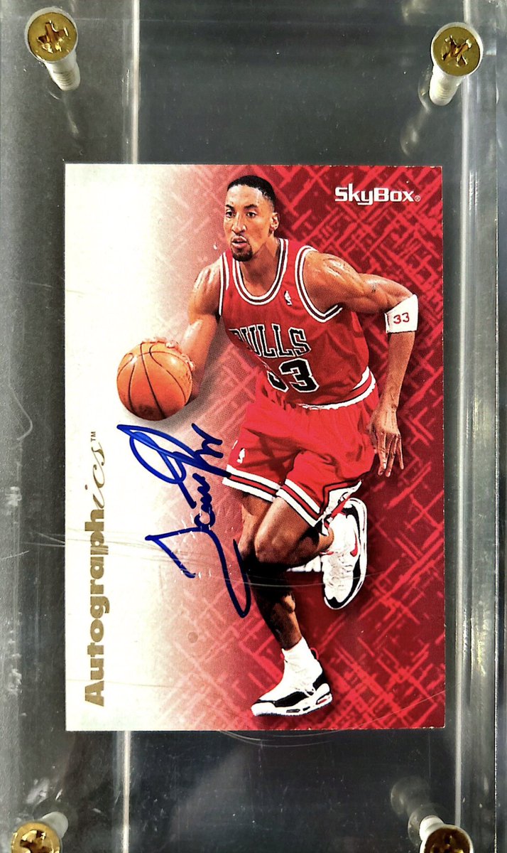 PixelPicass0's tweet photo. You thought our only utility was Art?

WRONG ❌

🚨Each NFT will be backed by a rare sports card consisting of Jordan’s, Kobe’s, Iverson, Pippin, Carter and MUCH MORE

Redeemable for the IRL card IMMEDIATELY following mint ✅

You must own a PixelFro to guarantee a mint!

🖼️👾🖼️ https://t.co/CHqoHJIFUc