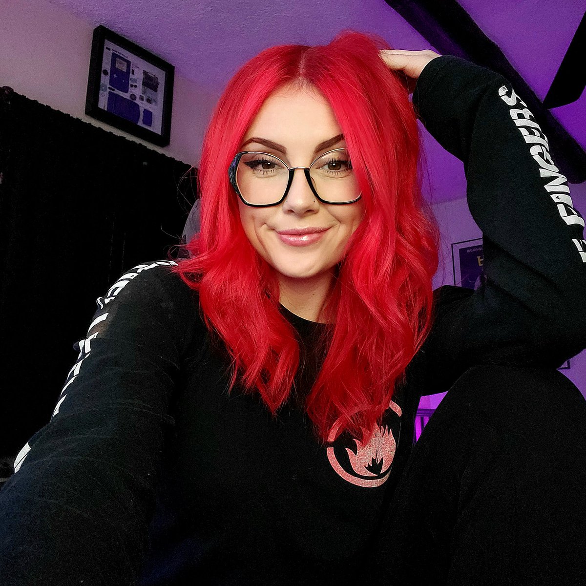 Can we be friends?
I need more friends! 
My name is Meg
I LOVE animals (have quite a few)
I enjoy true crime
I adore food
I stream