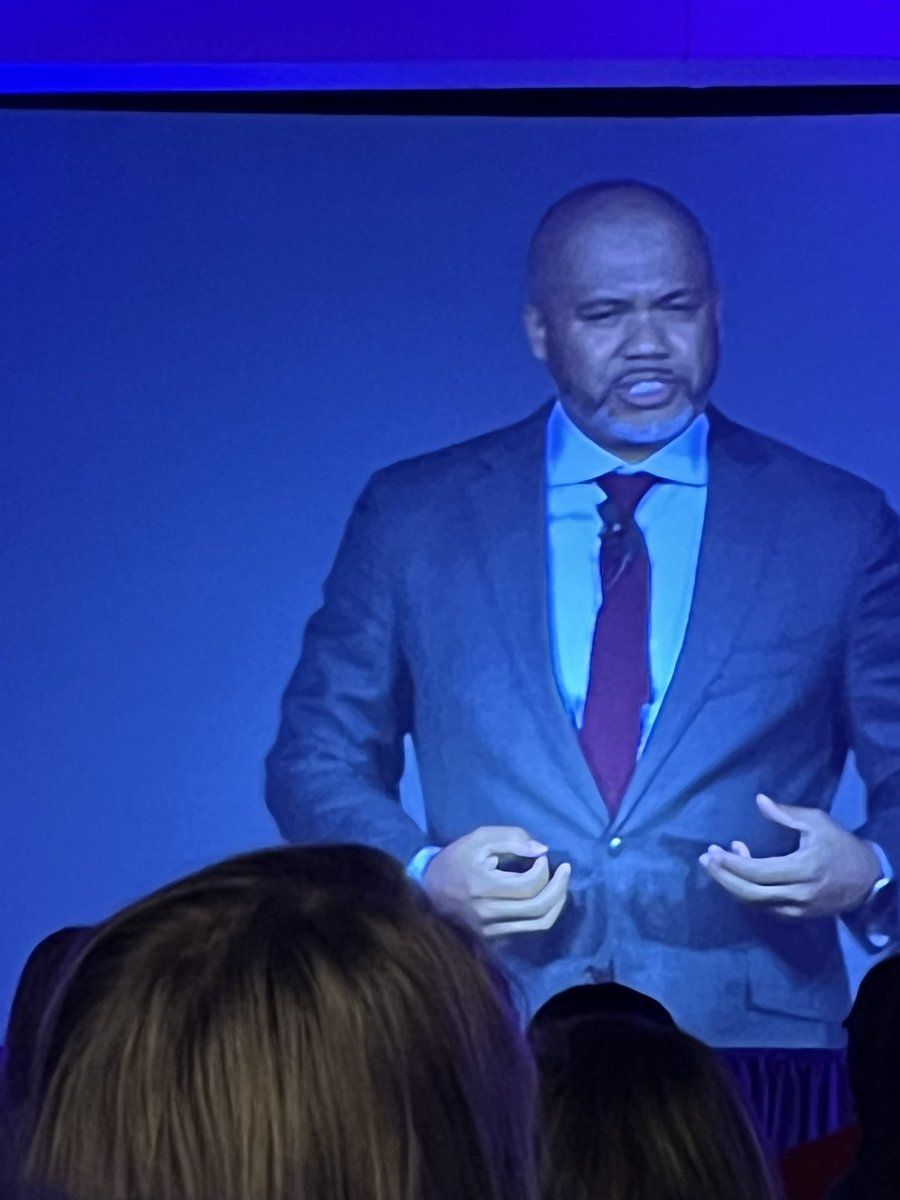 MichelleLMan's tweet photo. #avidconference. 
I was so geeked about our keynote speaker, Dr. Manny Scott. I Love his books, love his story, and his presentation on today was so amazing and on point. https://t.co/fsngczfgx7