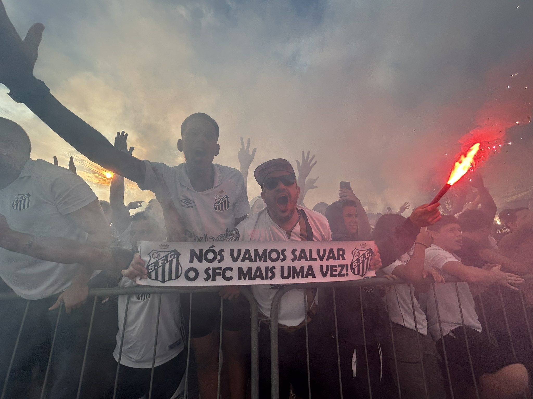 TNT Sports Brasil - TÁ TUDO ABERTO NO BRASILEIRÃO! 🔥 Se liga nos próximos  jogos dos candidatos ao título e fala aí qual o seu palpite pro CAMPEÃO  BRASILEIRO DE 2023! 👀