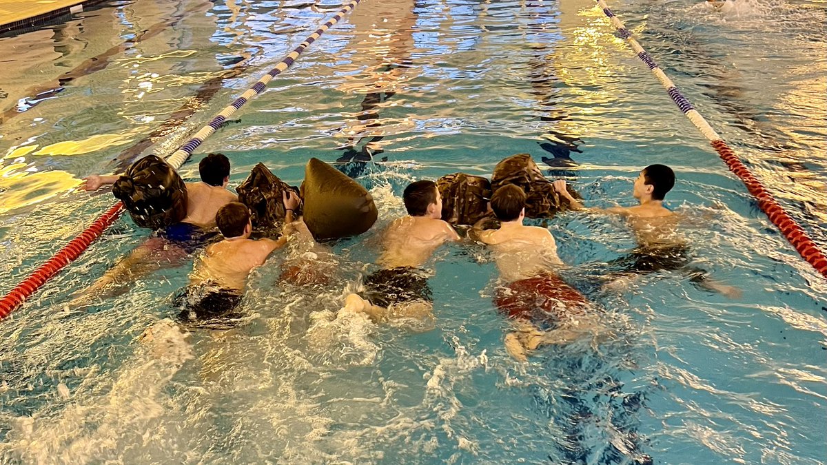 Our cadets mastered the challenge of the Simulated River Crossing & Flotation with flying colors! A testament to their adaptability and teamwork. 💪🌊 #CadetAdventures #ResilienceInAction @HabsMonmouth @RoyalNavy @RNinWales @CCFcadets