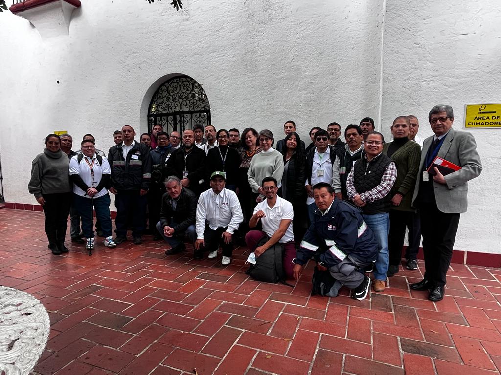 ComisionFomento's tweet photo. Realizamos la clausura del Taller Nuevas Masculinidades impartido en este segundo semestre de 2023, al personal de @CorreosdeMexico @sepomextrab @RocioBarcenaM @luzrosalesestev #DGByCS @bienestarmx @LuengasClau https://t.co/m6G5k2I6sy
