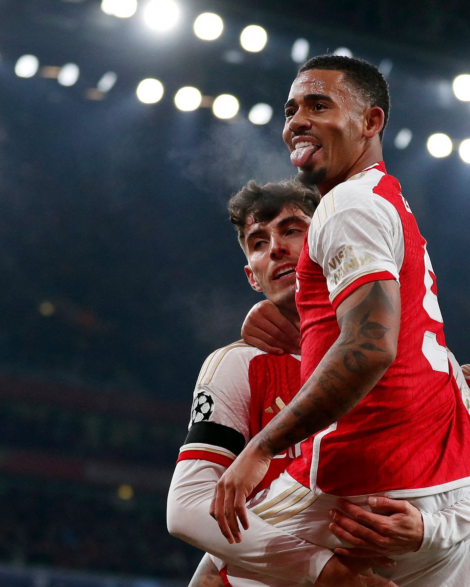 Footballtweet's tweet photo. ⚽ 𝗚𝗢𝗔𝗟: THE GUNNERS ARE ELECTRIC TONIGHT! GABRIEL MARTINELLI SCORES!

🏴󠁧󠁢󠁥󠁮󠁧󠁿 Arsenal 4-0 Lens🇫🇷

#UCL https://t.co/ZuiUZqY1VT