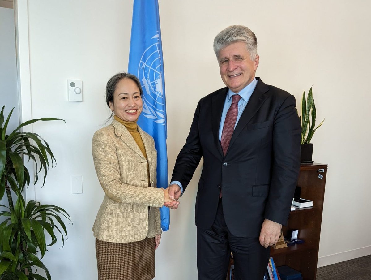 JencaMiroslav's tweet photo. Strengthening our partnership on the Joint @UNDPPA-@UNDP Programme with new ASG @shokonoda.

Priority for 2024-2028 phase: Peace and Development Advisors advance @UN Secretary-General's New Agenda for Peace paradigm shift on #ConflictPrevention. https://t.co/wtBVFdnCVT