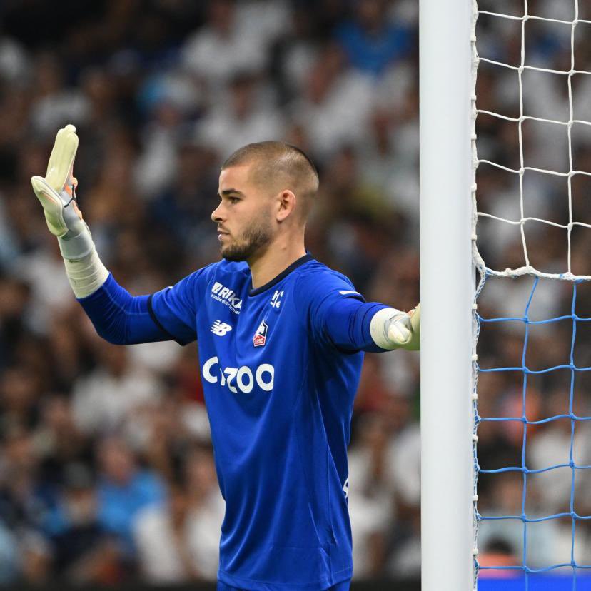 Media Parisien tweet media