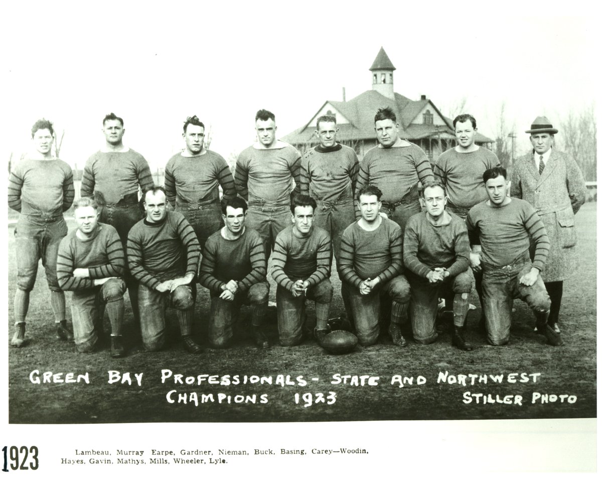 ProFootballHOF's tweet photo. Exactly 100 years ago today, the @packers defeated the Hammond Pros, 19-0, with Curly Lambeau scoring the game's final TD.

This completed a historic 1923 season for Green Bay in that it was its first season under public ownership.

Full Story: https://t.co/ju4T30CWpW https://t.co/hMLP4bd1O8