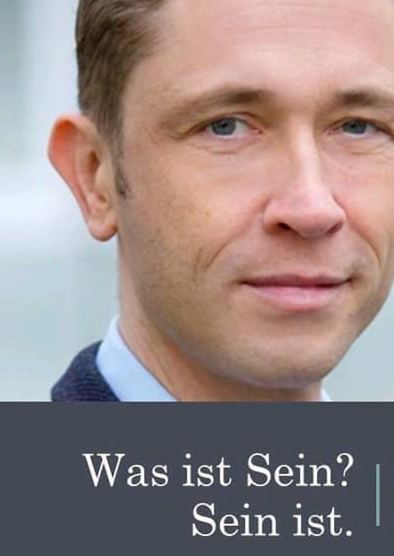 Wright_Sandro's tweet photo. Als ich noch ein wenig jünger war, brach ich, also das was man #Mathematik nennt, bis auf die 1 herunter, welche es nur jeweils mMn einmal gibt, also geben kann. Den Rest enttarnte ich als fortlaufenden #Rechenfehler. https://t.co/2ZWR5KYghC